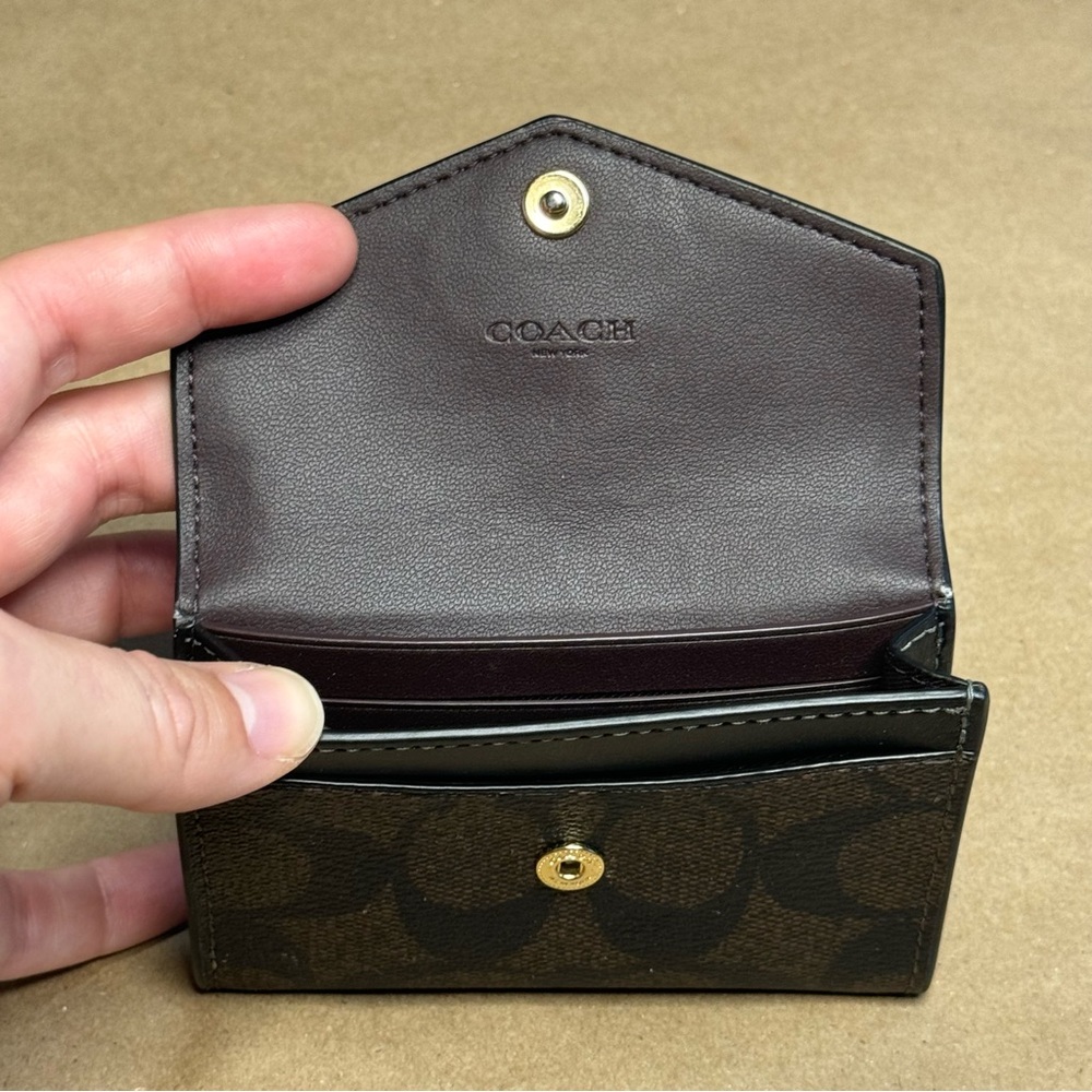 Coach Cardholder - Picture 5 of 5